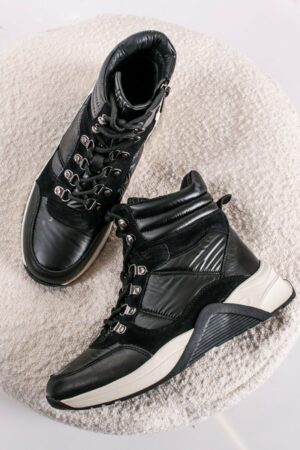 Čierne kožené šnurovacie topánky na platforme 160293