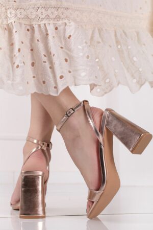 Ružovozlaté sandále na hrubom podpätku Clarisse